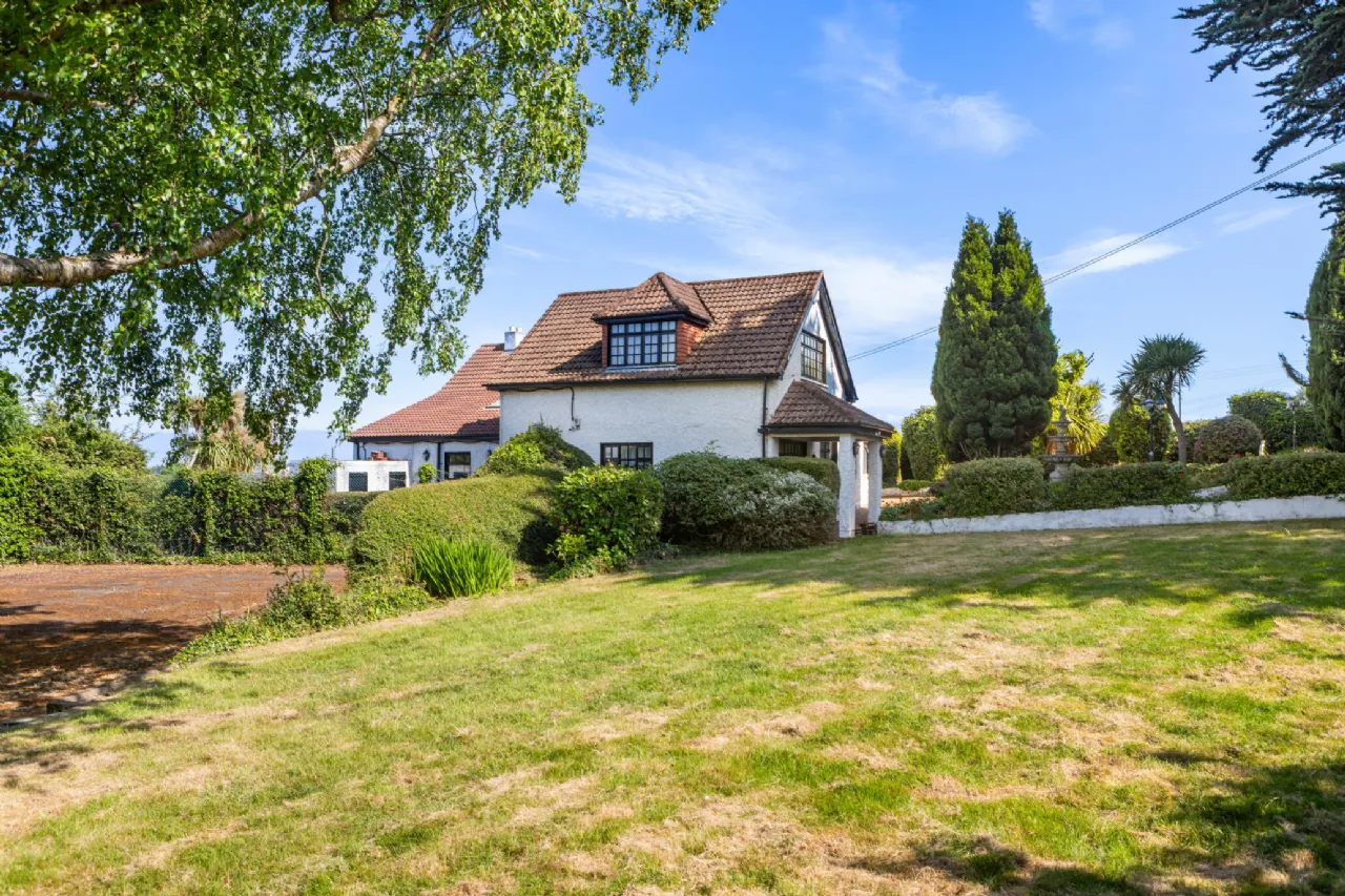Photo of Hinchogue Cottage, Golf Lane, Carrickmines, Dublin 18, D18K6P1