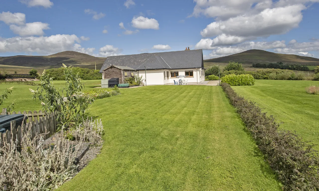Photo of Mountain High, Knockaungarriff, Lismore, Co Waterford, P51C3K8
