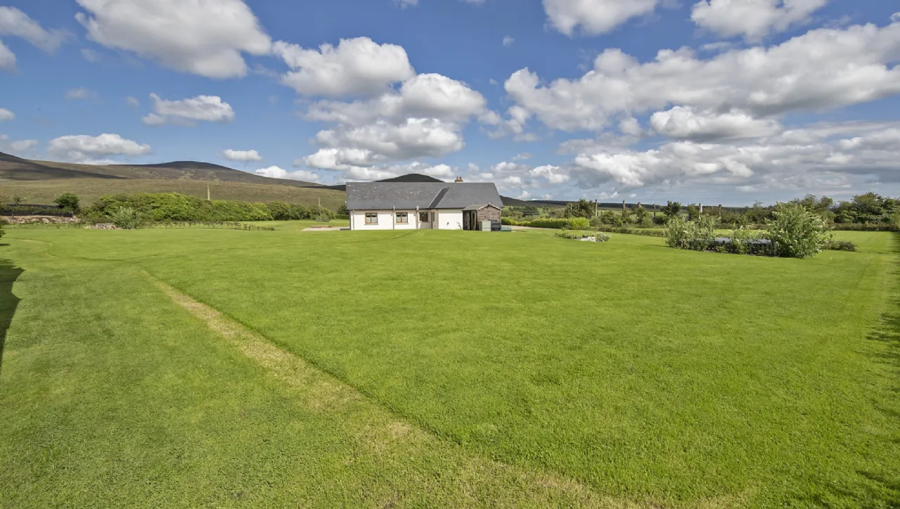 Photo of Mountain High, Knockaungarriff, Lismore, Co Waterford, P51C3K8
