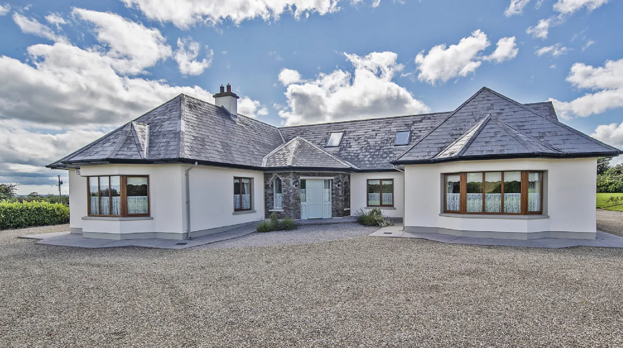 Photo of Mountain High, Knockaungarriff, Lismore, Co Waterford, P51C3K8