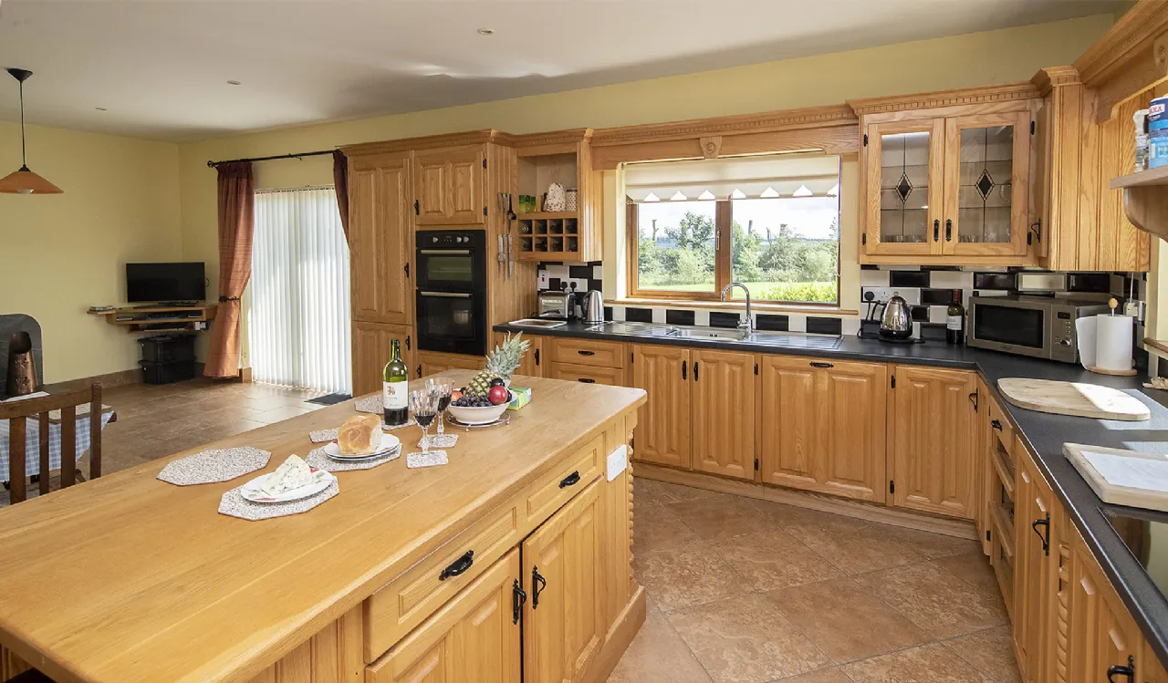 Photo of Mountain High, Knockaungarriff, Lismore, Co Waterford, P51C3K8
