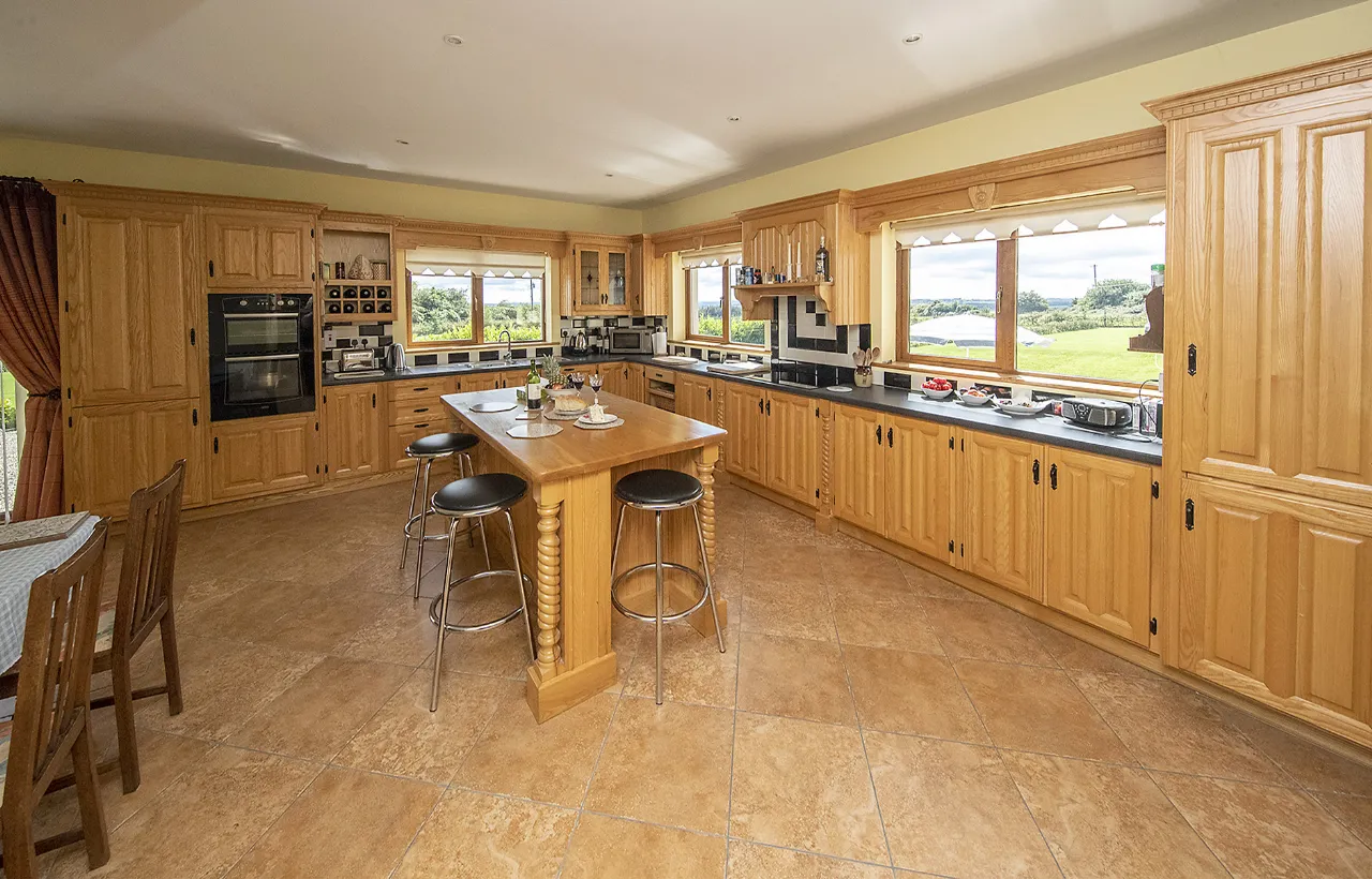 Photo of Mountain High, Knockaungarriff, Lismore, Co Waterford, P51C3K8