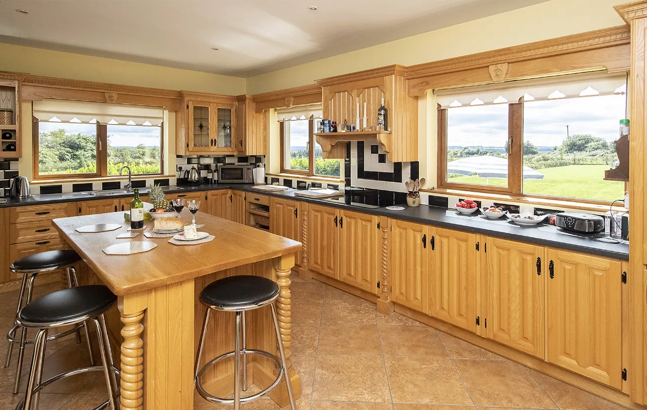 Photo of Mountain High, Knockaungarriff, Lismore, Co Waterford, P51C3K8