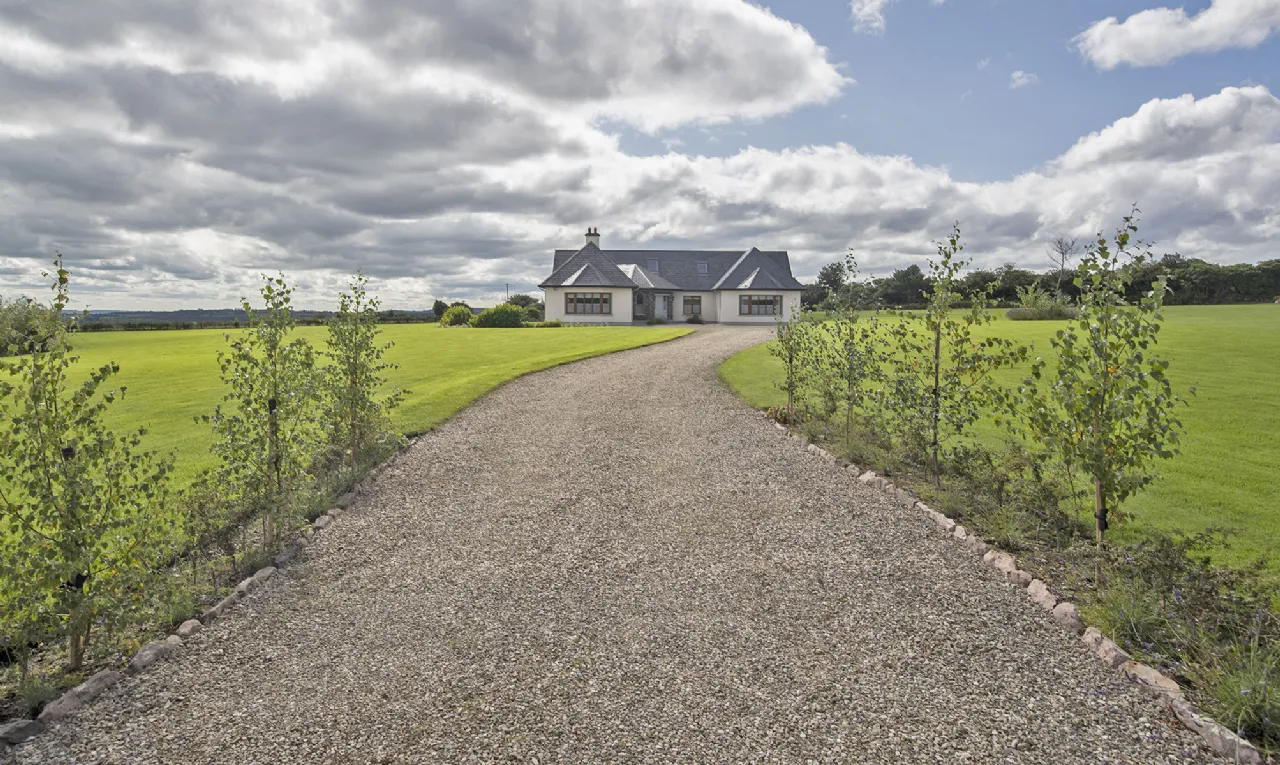 Photo of Mountain High, Knockaungarriff, Lismore, Co Waterford, P51C3K8