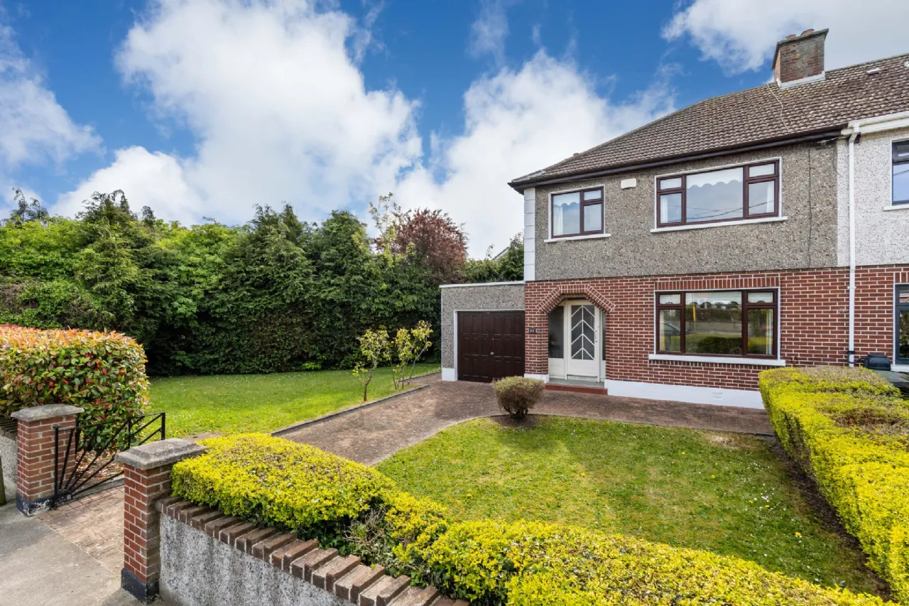Photo of 32 Ballygall Road East, Glasnevin, Dublin 11, D11H1R9
