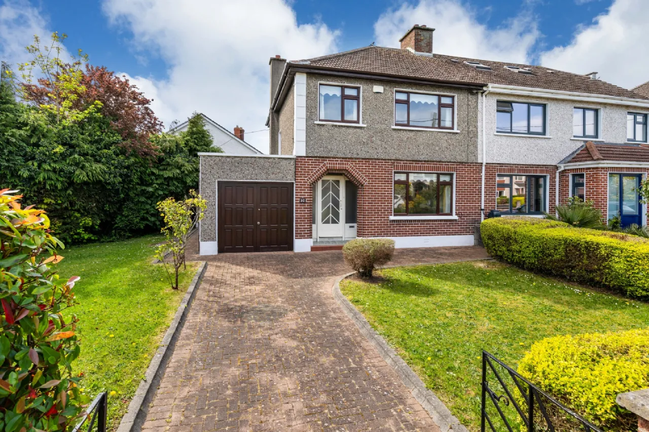 Photo of 32 Ballygall Road East, Glasnevin, Dublin 11, D11H1R9