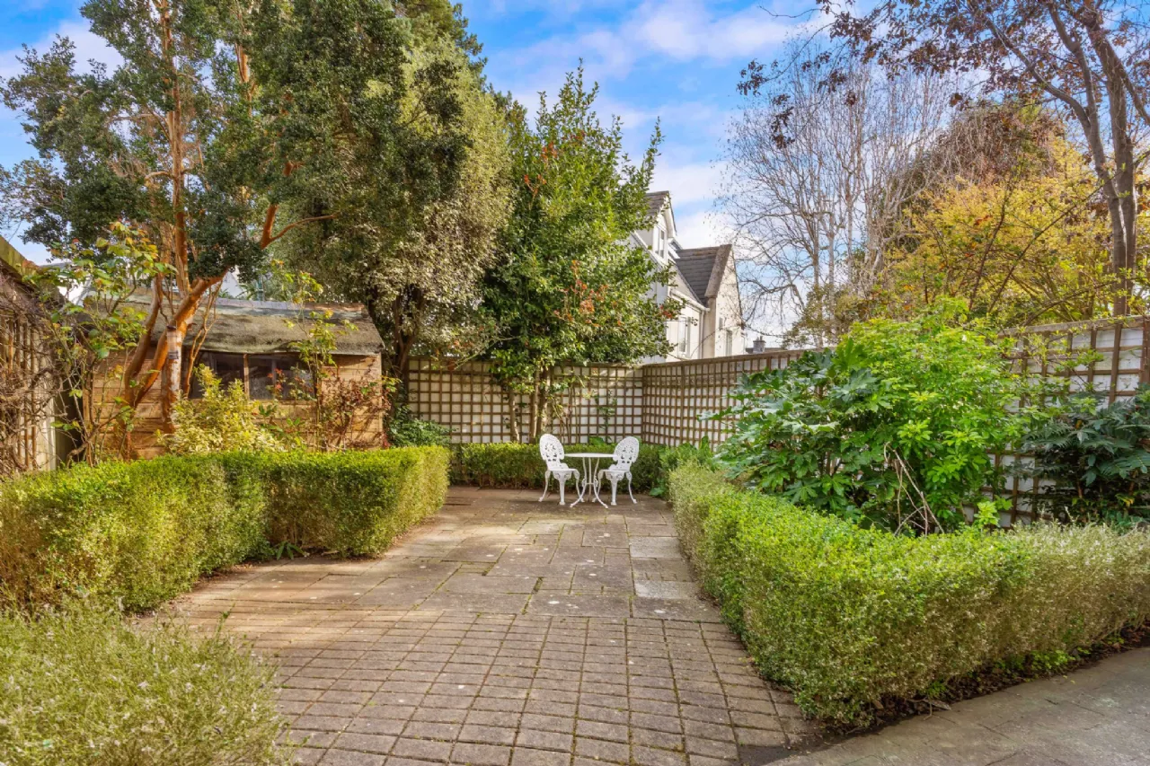 Photo of 14 Roebuck Park, Roebuck, Goatstown, Dublin 14, D14 X0W4