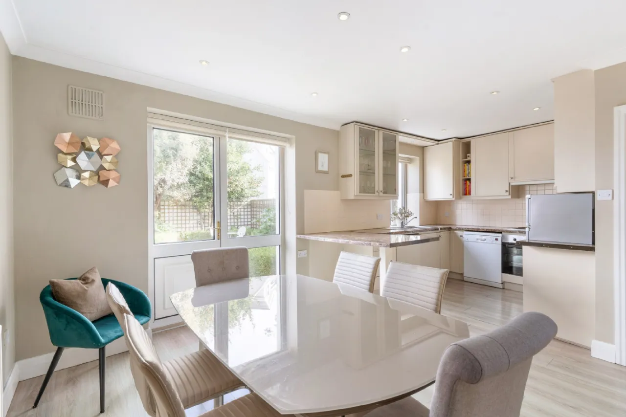 Photo of 14 Roebuck Park, Roebuck, Goatstown, Dublin 14, D14 X0W4
