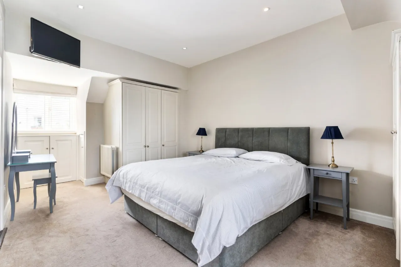 Photo of 14 Roebuck Park, Roebuck, Goatstown, Dublin 14, D14 X0W4