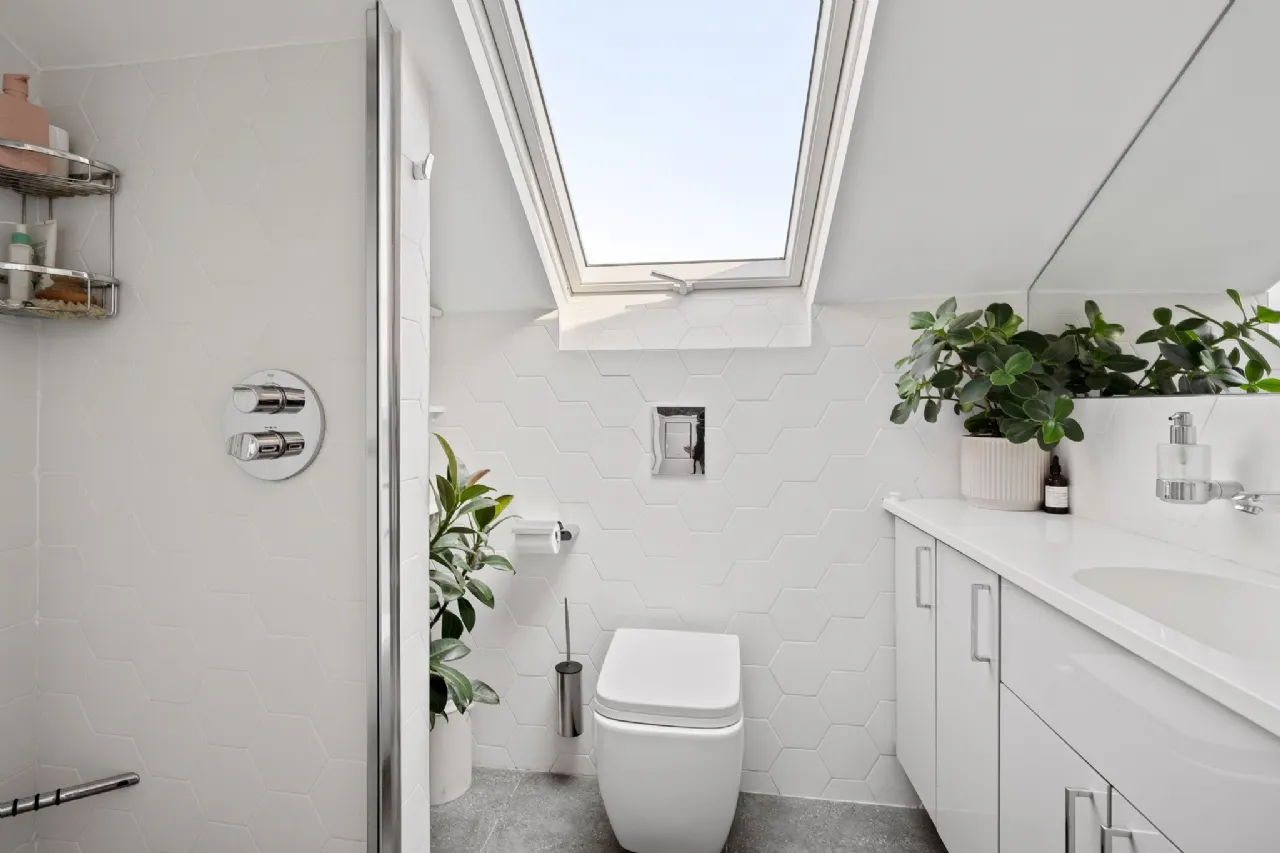 Photo of Seaflower Cottage, 10 Pigeon House Road, Ringsend, Dublin 4, D04 DX62