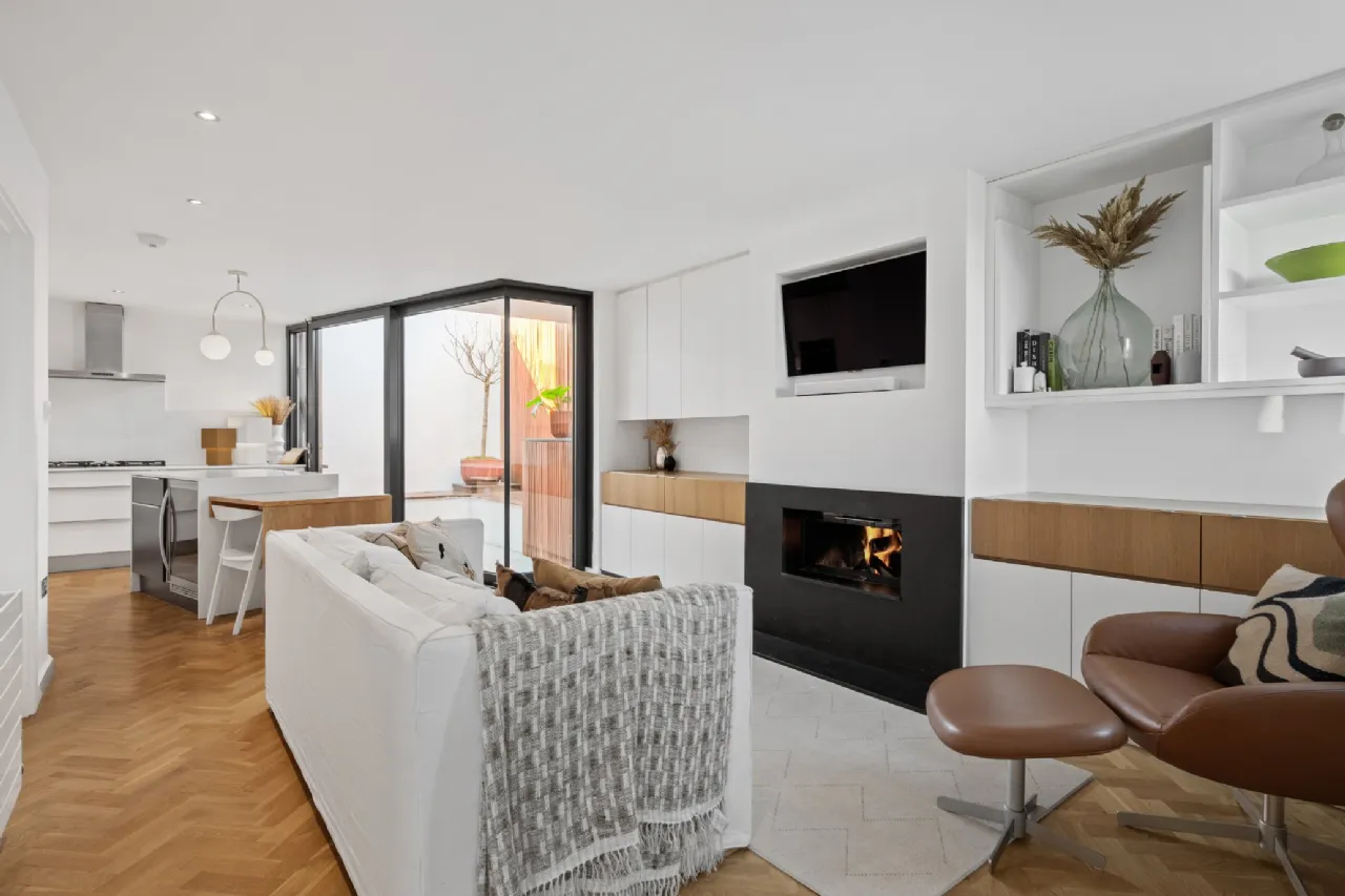 Photo of Seaflower Cottage, 10 Pigeon House Road, Ringsend, Dublin 4, D04 DX62