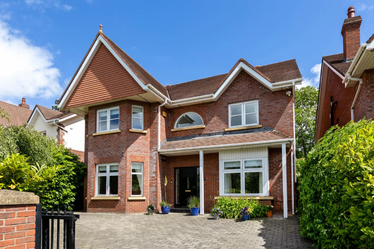 Photo of 3 Pavilion Gate, Glenamuck Road, Foxrock, Dublin 18, D18 R2H9