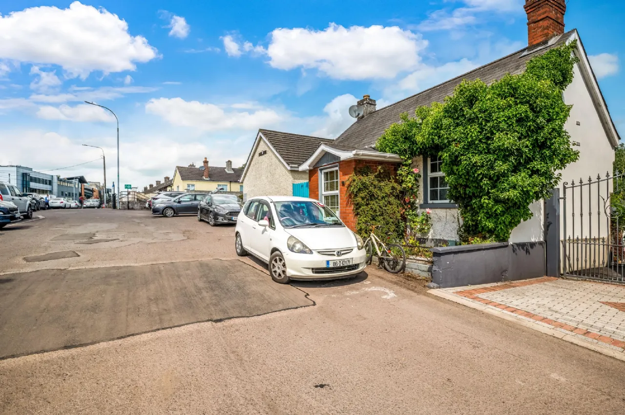 Photo of Sandymount, Abbey Road, Navan, Co Meath, C15 V6X5