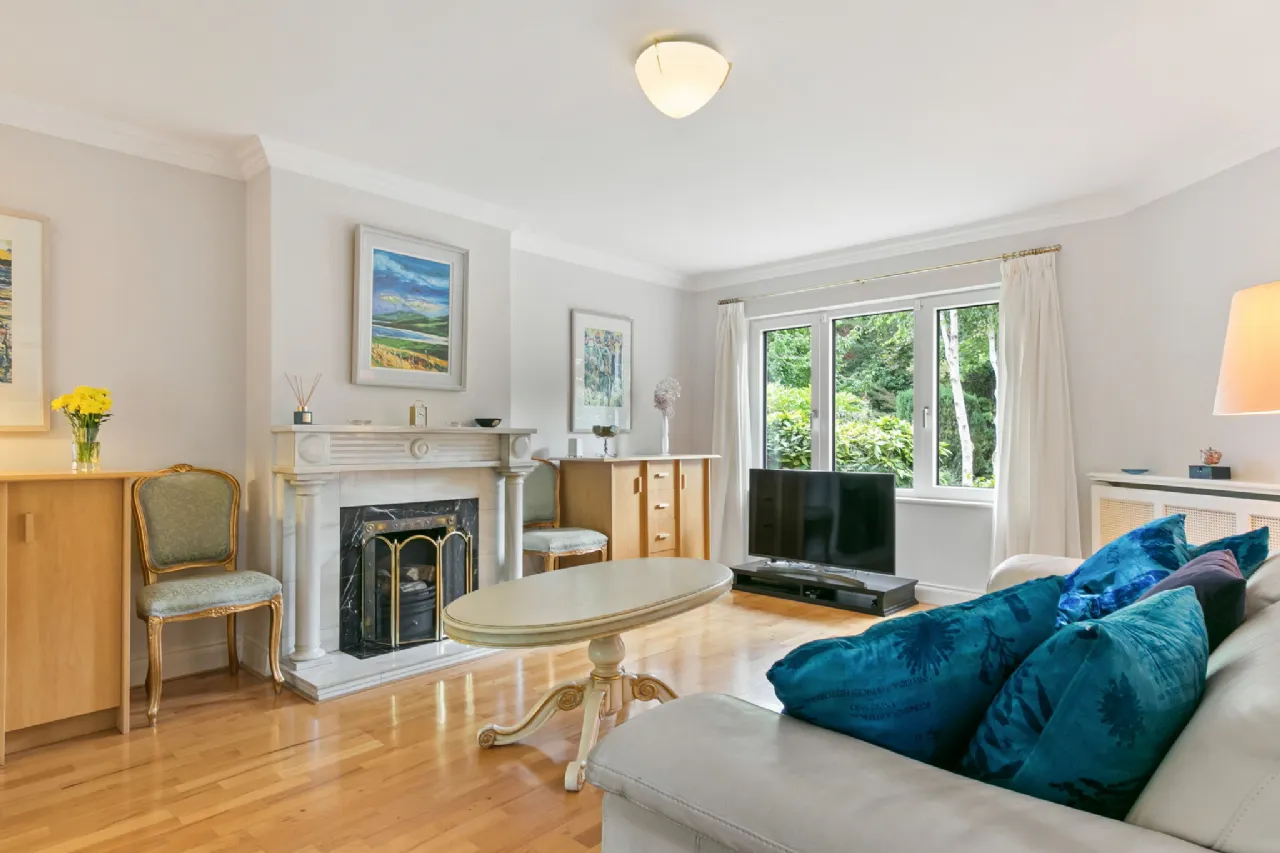 Photo of Iniscarra, 1 Carraig Glen, Cabinteely, Dublin 18, D18 WF24